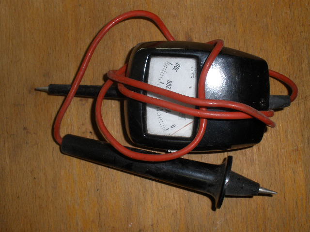 Elektrická zkoušečka do 230V